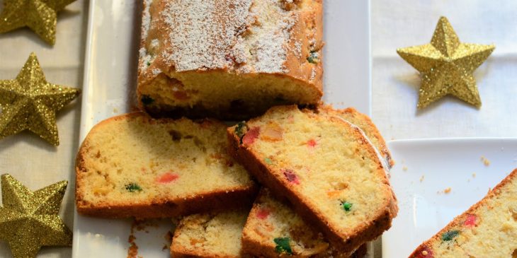 rabanada de forno com frutas cristalizadas