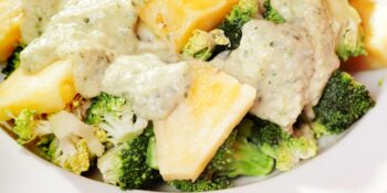 Salada de brócolis e abacaxi