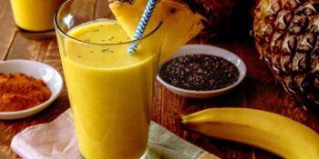 Suco de abacaxi e chia