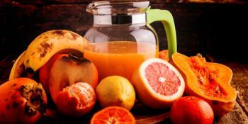 Suco saudável de frutas