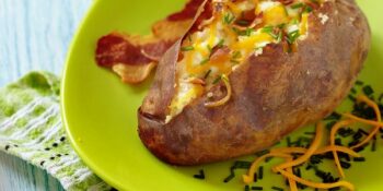 Batata recheada com cottage