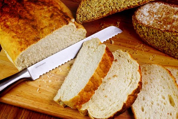Receita de pão caseiro super fácil, com poucos ingredientes e mega delicioso tudo gostoso