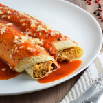 Panqueca com carne moída e azeitona