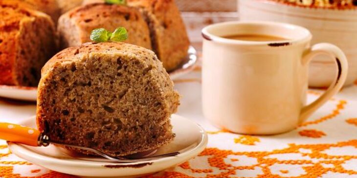 bolo de mel com gengibre e nozes simples tudo gostoso simples e fácil