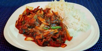 Broto de bambu com carne moída