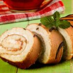 creme para rocambole recheio para rocambole rocambole simples rocambole de chocolate com prestígio rocambole com recheio de chocolate recheio de rocambole de leite condensado creme branco com chocolate massa de rocambole