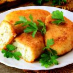 bolinho de arroz recheado com gorgonzola simples fácil ana maria