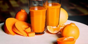 Suco com abóbora e laranja