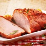 Esse lombo canadense assado com pimenta e mel desmancha de tão macio