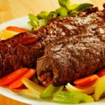 Enroladinho de salsicha e carne: receita fácil e simples