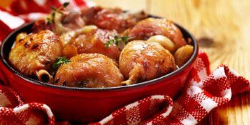 coxas assadas de pato com cachaça e alho