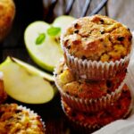 mini bolo de aveia e maçã tudo gostoso
