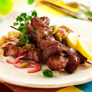 Espeto de cordeiro fácil e suculento: melhor receita do mundo!