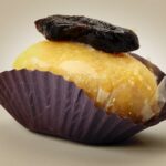 Doce de coco com ameixa