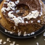 Pudim de leite de coco e chocolate