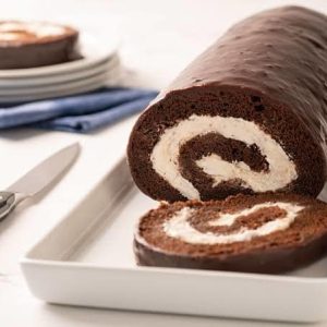 Rocambole com creme amanteigado