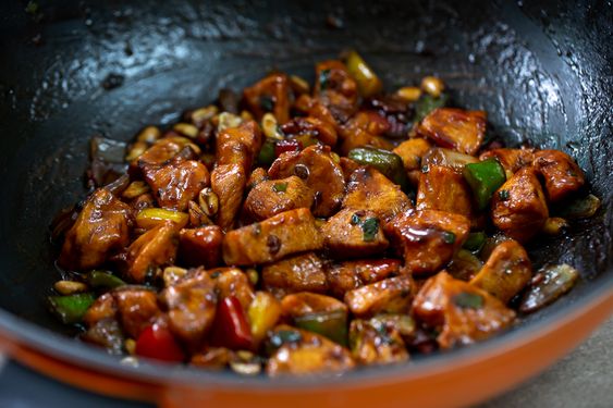 frango com pimentão e shoyu rápido suculento