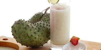 Suco de graviola com limão