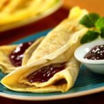 crepe com geleia de morango tudo gostoso
