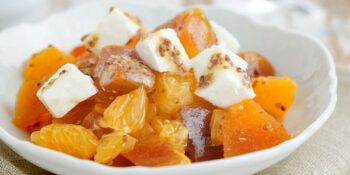 salada de tangerina, caqui e queijo boursin