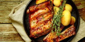costelinha frita com batata