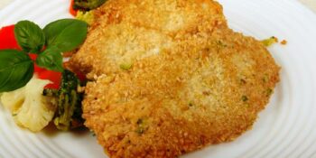 filé de frango empanado com gergelim