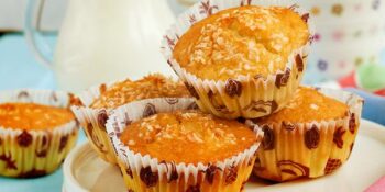 mini bolo de cenoura com coco