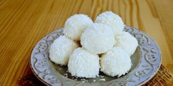 docinho de queijo e coco