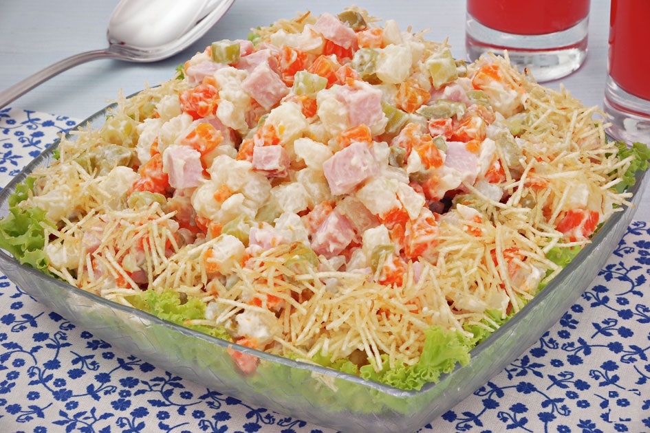 Salada de peito de peru com batatas