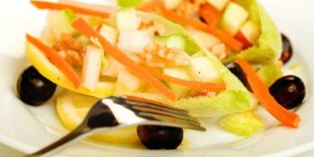 salada de endívia, maçã e cenoura
