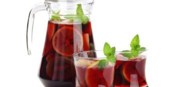 sangria com kiwi e limão