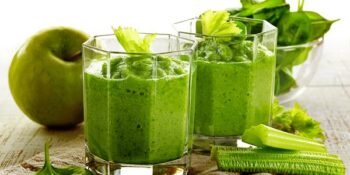 suco forte de aipo e espinafre detox