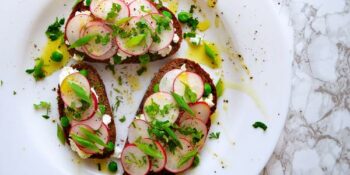 bruschetta com rabanete