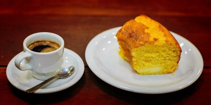 Receita de bolo de limão mais fácil e simples do mundo todo