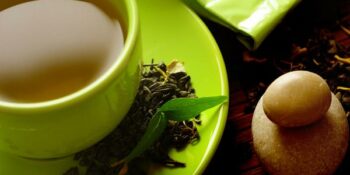 chá verde com erva-doce