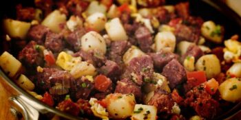refogado de linguiça e batata