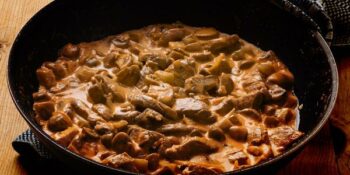 Picadinho de carne com creme de leite