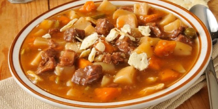 Sopa com carne de carneiro