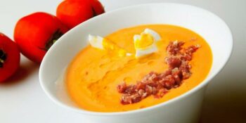 sopa de tomate cremosa