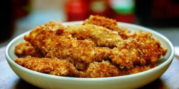 sassami de frango crocante com flocos de milho