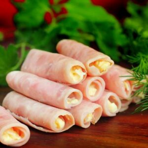 Rolinhos de presunto e queijo suiço tudo gostoso