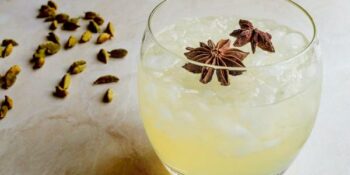 coquetel com anis e cardamomo