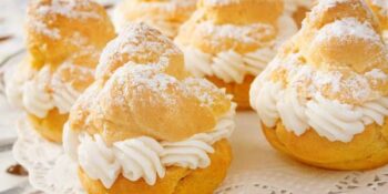 carolinas com creme chantilly