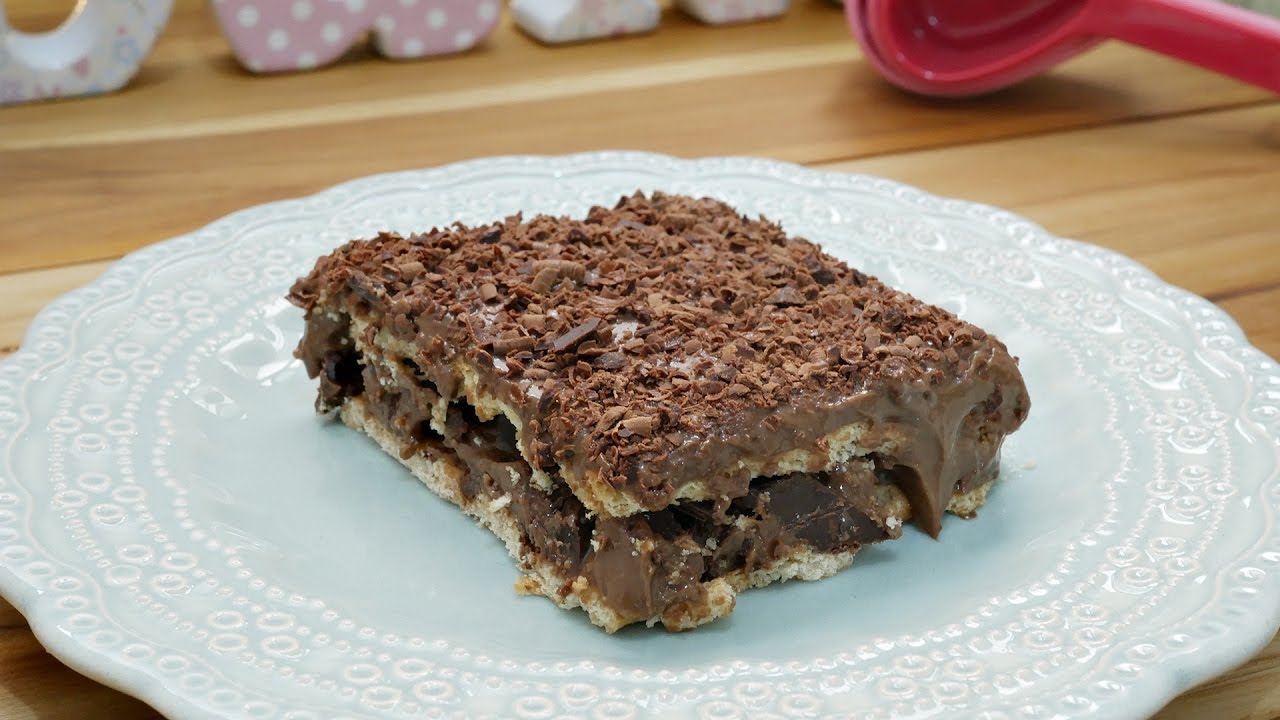 pavê rápido de doce de leite
pavê de doce de leite e chocolate com bolacha maizena
pavê uruguaio crocante