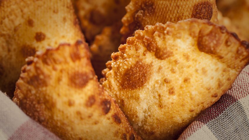 pastel de banana com canela simples pastel de banana tudo gostoso pastel de banana com canela assado pastel de banana com canela e leite condensado recheio de pastel de banana com canela pastel de banana com queijo e canela pastel de banana com creme pastel de banana com leite condensado