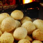 Pão de queijo provolone: receita clássica direto de Minas Gerais