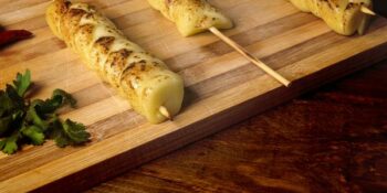 espetinho de queijo cavalo