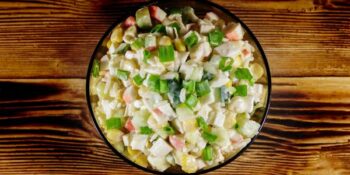 salada de kani e milho