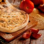 Esfirra aberta de frango: receita igual de fast food mais simples que parece