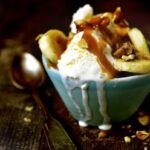 Receita de sorvete com banana e calda de caramelo